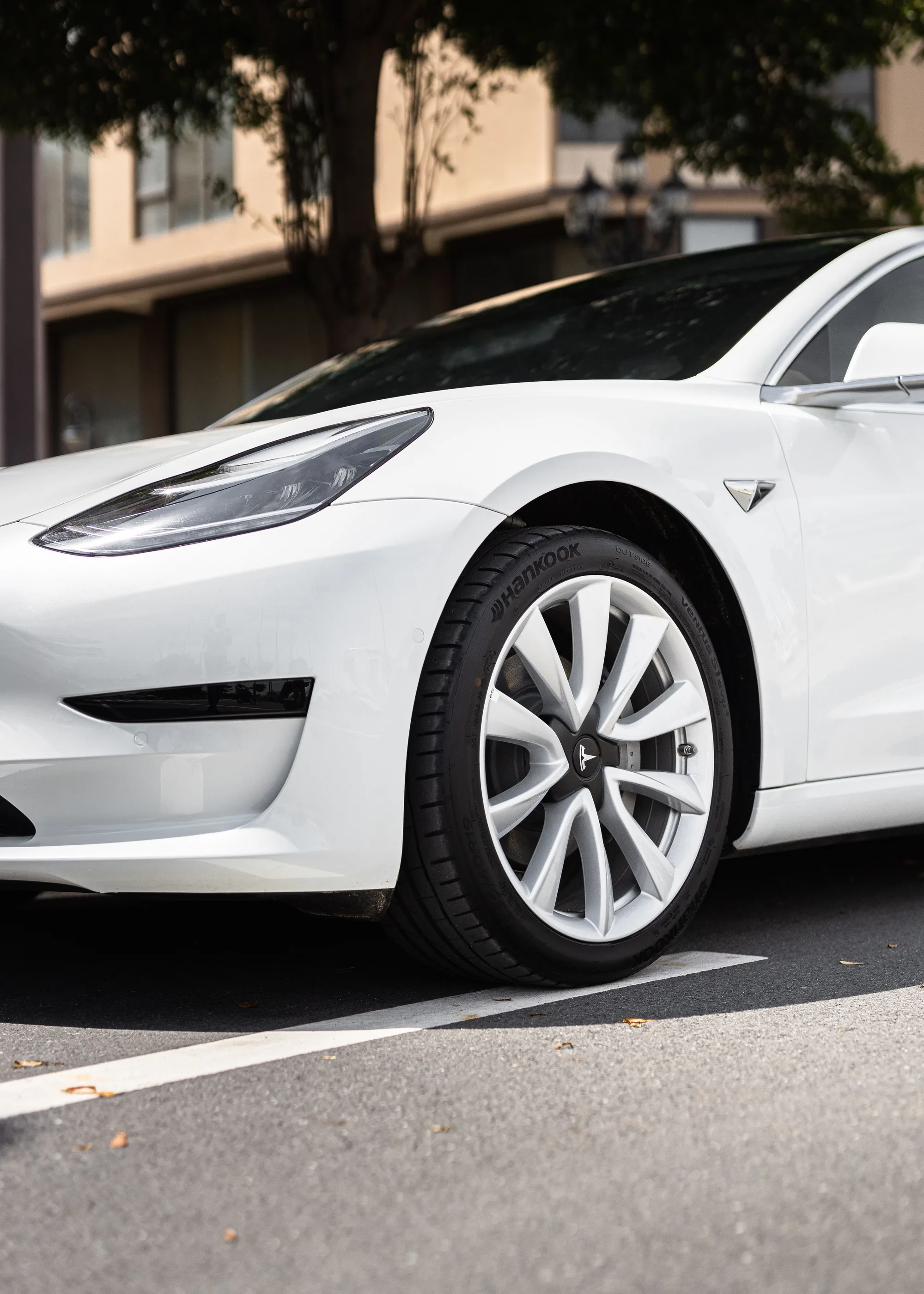 Entretien Tesla Model 3 à l’atelier GOP Services